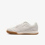 gatoページ Nike Gato | Champs Sports